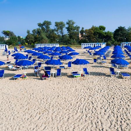 ビビオーネ Residenza Al Parcoアパートホテル エクステリア 写真