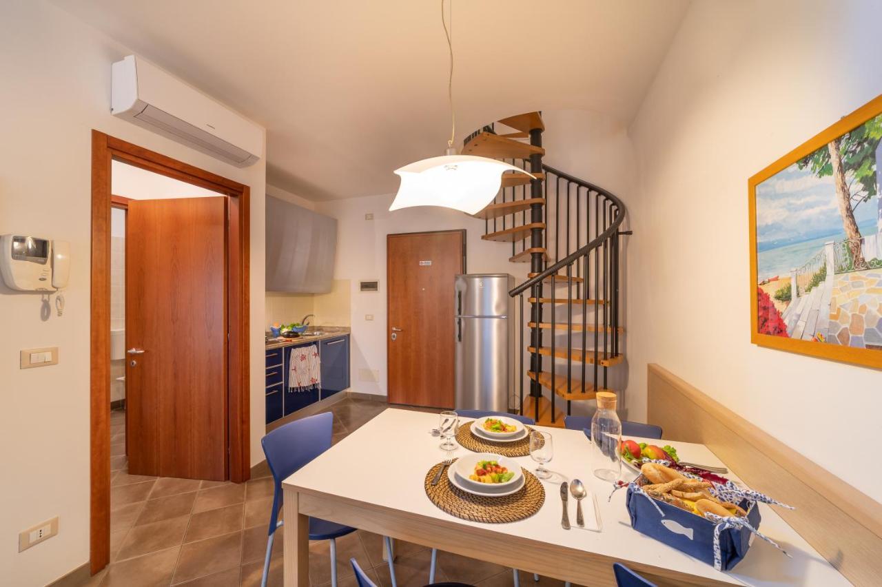 ビビオーネ Residenza Al Parcoアパートホテル エクステリア 写真