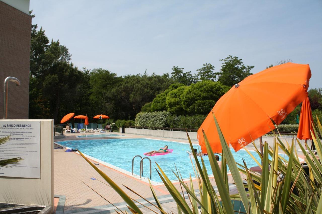 ビビオーネ Residenza Al Parcoアパートホテル エクステリア 写真